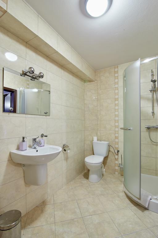 Hotel Rota Biała Podlaska Esterno foto
