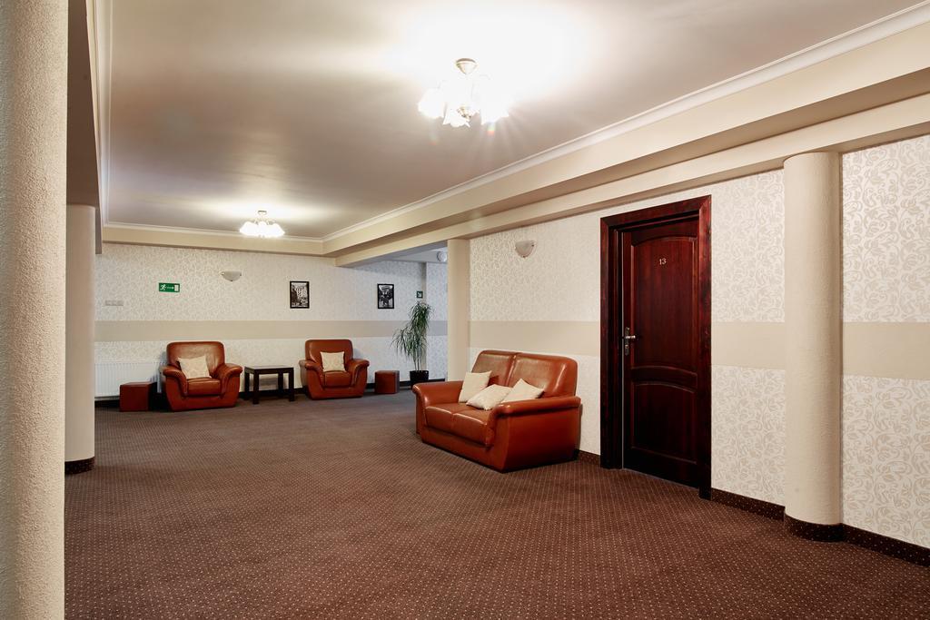 Hotel Rota Biała Podlaska Esterno foto