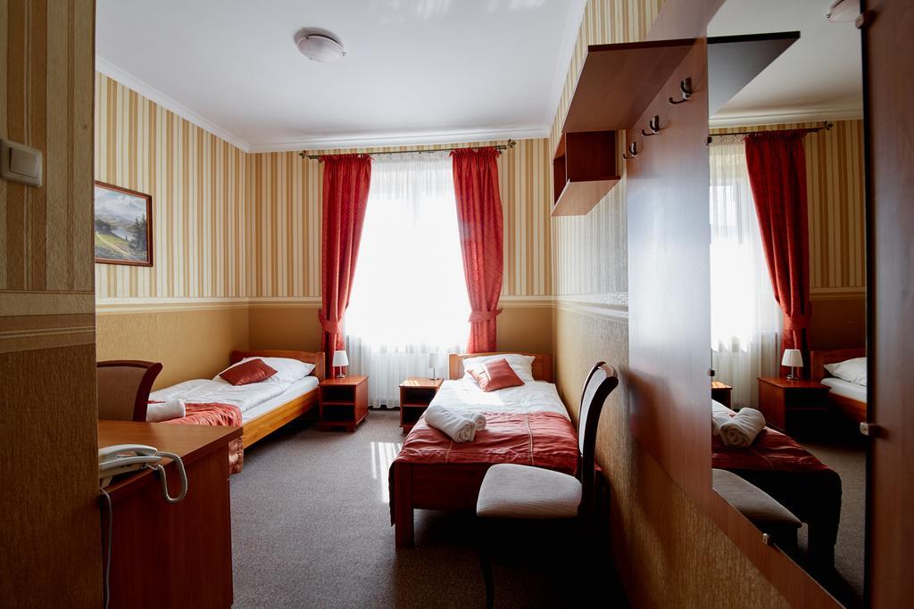 Hotel Rota Biała Podlaska Esterno foto